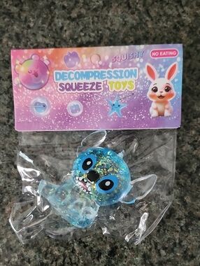 Decompression Squeeze Toy - Blue Glitter Alien
